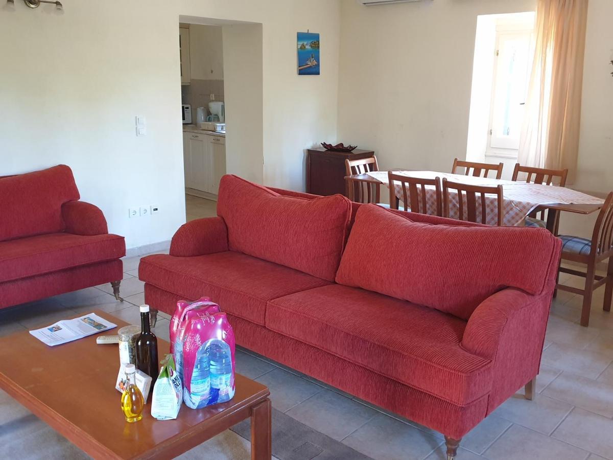Olive Villas Anapaftíria 外观 照片