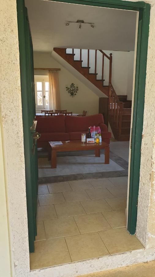 Olive Villas Anapaftíria 外观 照片