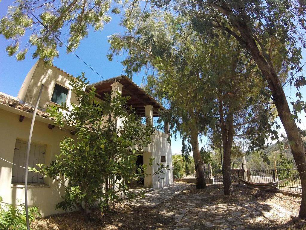 Olive Villas Anapaftíria 外观 照片